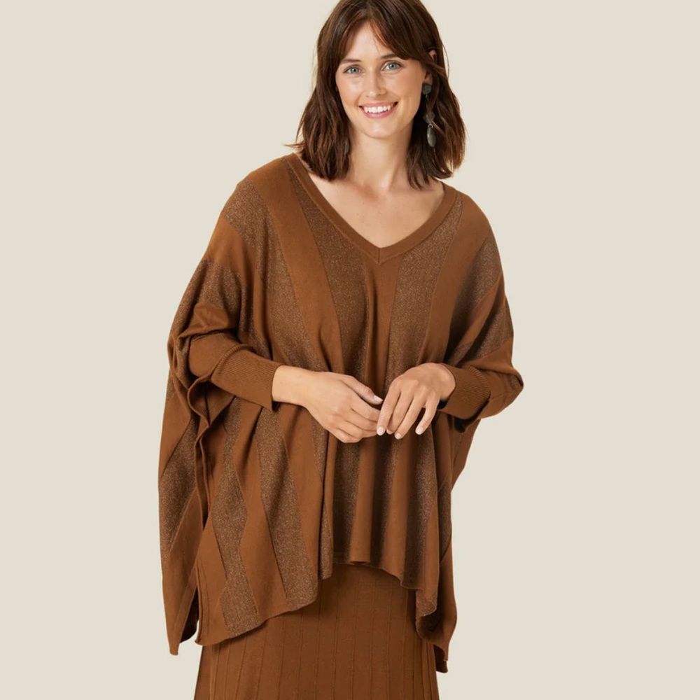 Masai small brown & gold fosna top
